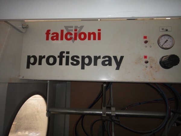 Продам  автоматическую покрасочную камеру для погонажа проходного типа Falcioni Profyspray, Италия