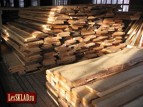 Доска сухая из лиственницы и сосны