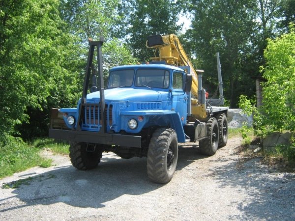 Урал Лесовоз 4320 с гидроманипулятором Синегорец-75